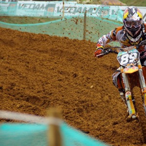 Kaiyun官方登录入口-穿越火线 退役选手转型教练表现突出，穿越火线谁退役了