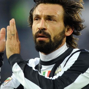 开云网页版登录入口-瑞士后卫雪地鱼跃救球，GIF疯传全网