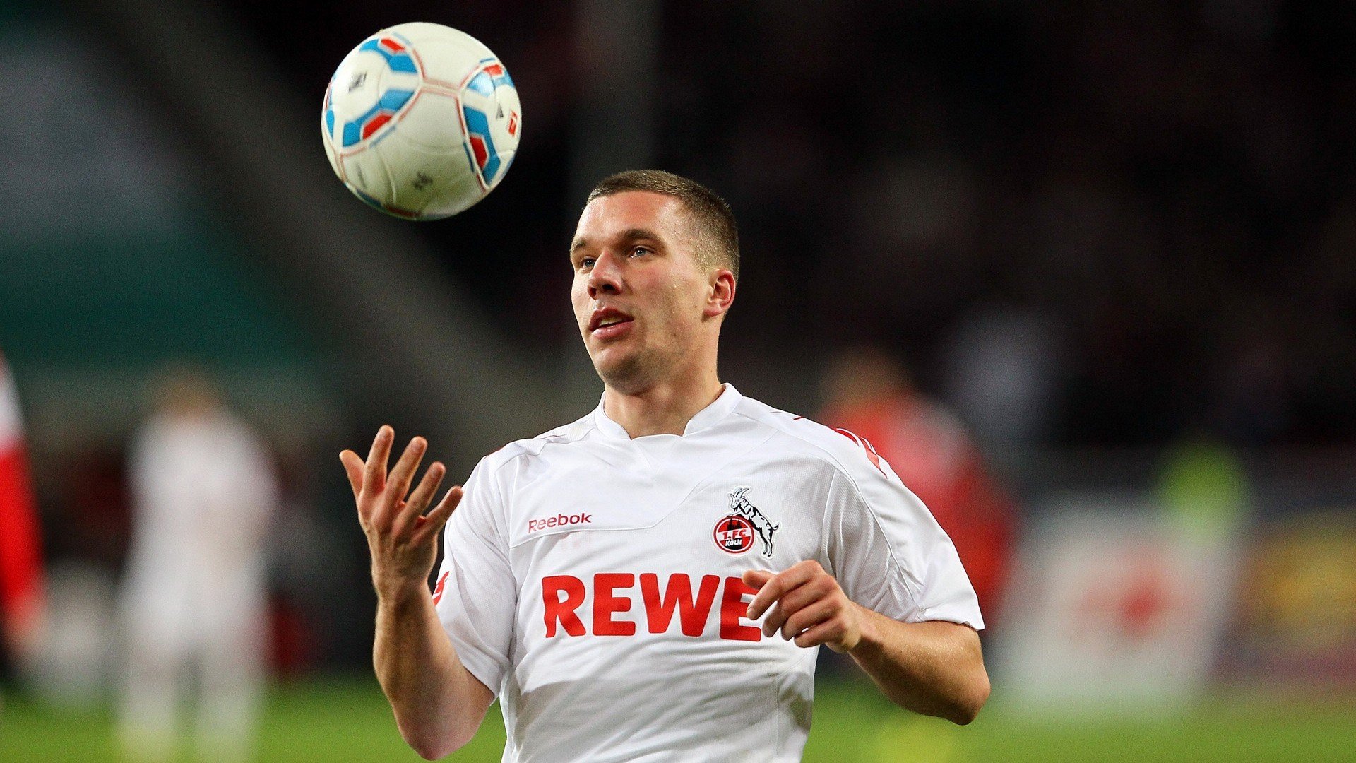 《FIFA》电竞世界杯与《NBA 2K》联赛的体育电竞之争，fifa电子竞技世界杯